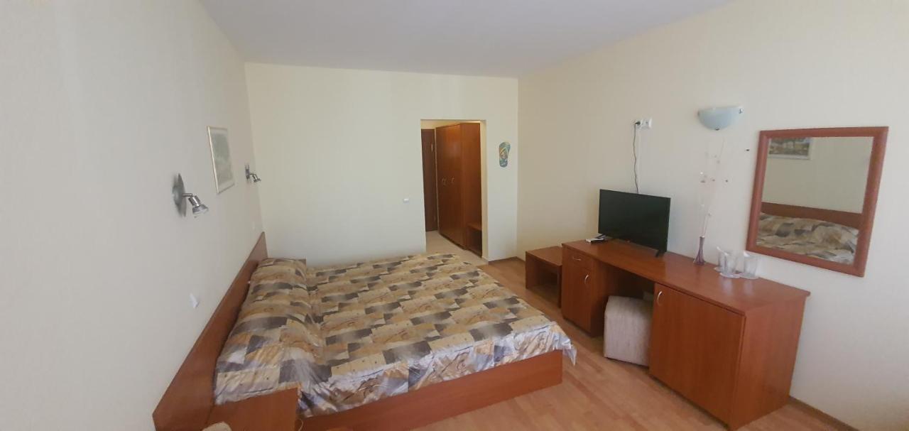 Diamond Hotel Primorsko Dış mekan fotoğraf