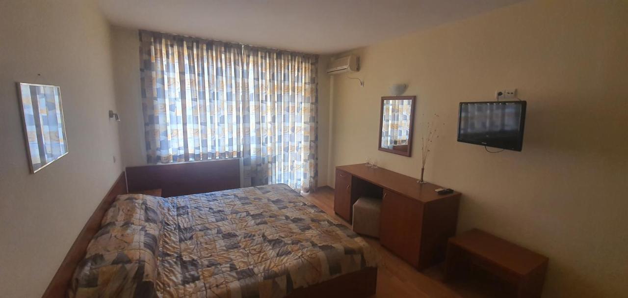 Diamond Hotel Primorsko Dış mekan fotoğraf