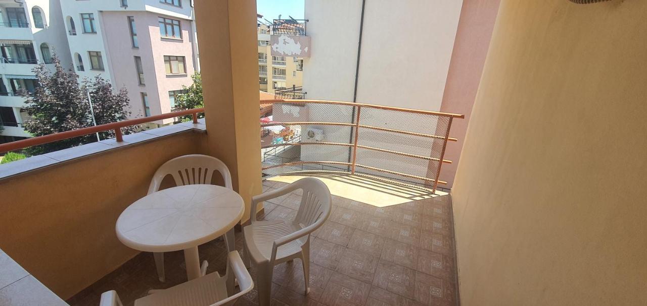 Diamond Hotel Primorsko Dış mekan fotoğraf